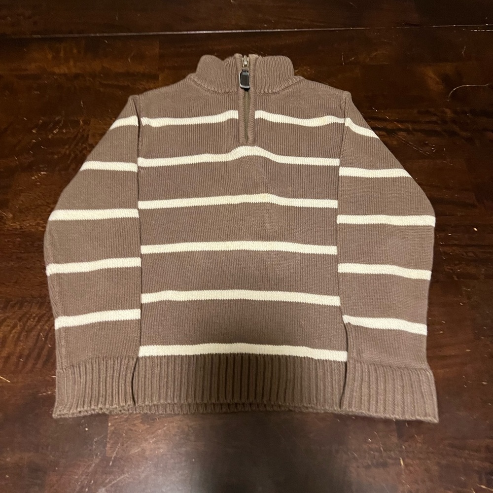 Boys sweater.